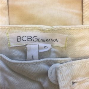 Bcbg white skinny jeans